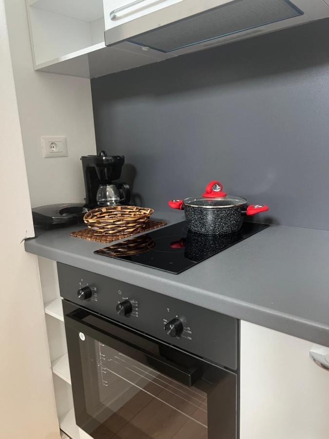 Atrium Apartment Tirana Zewnętrze zdjęcie